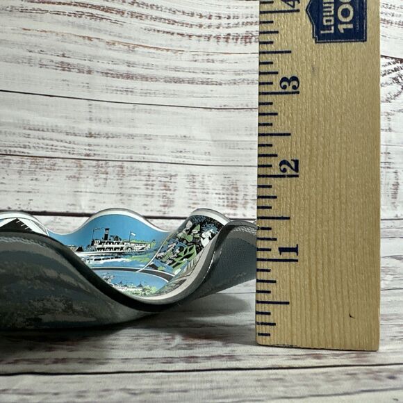 70s Vtg Walt Disney World Scalloped Fluted souvenir Glass Ashtray Candy 7" Dish - Picture 11 of 11